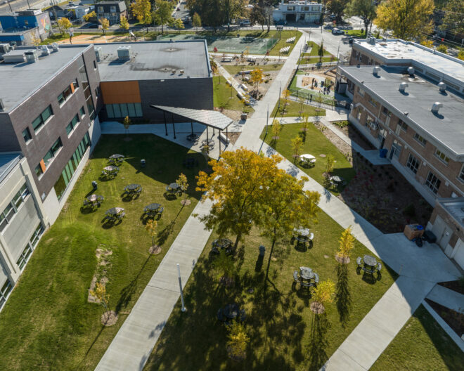 College Charles-Lemoyne – Landscaping project